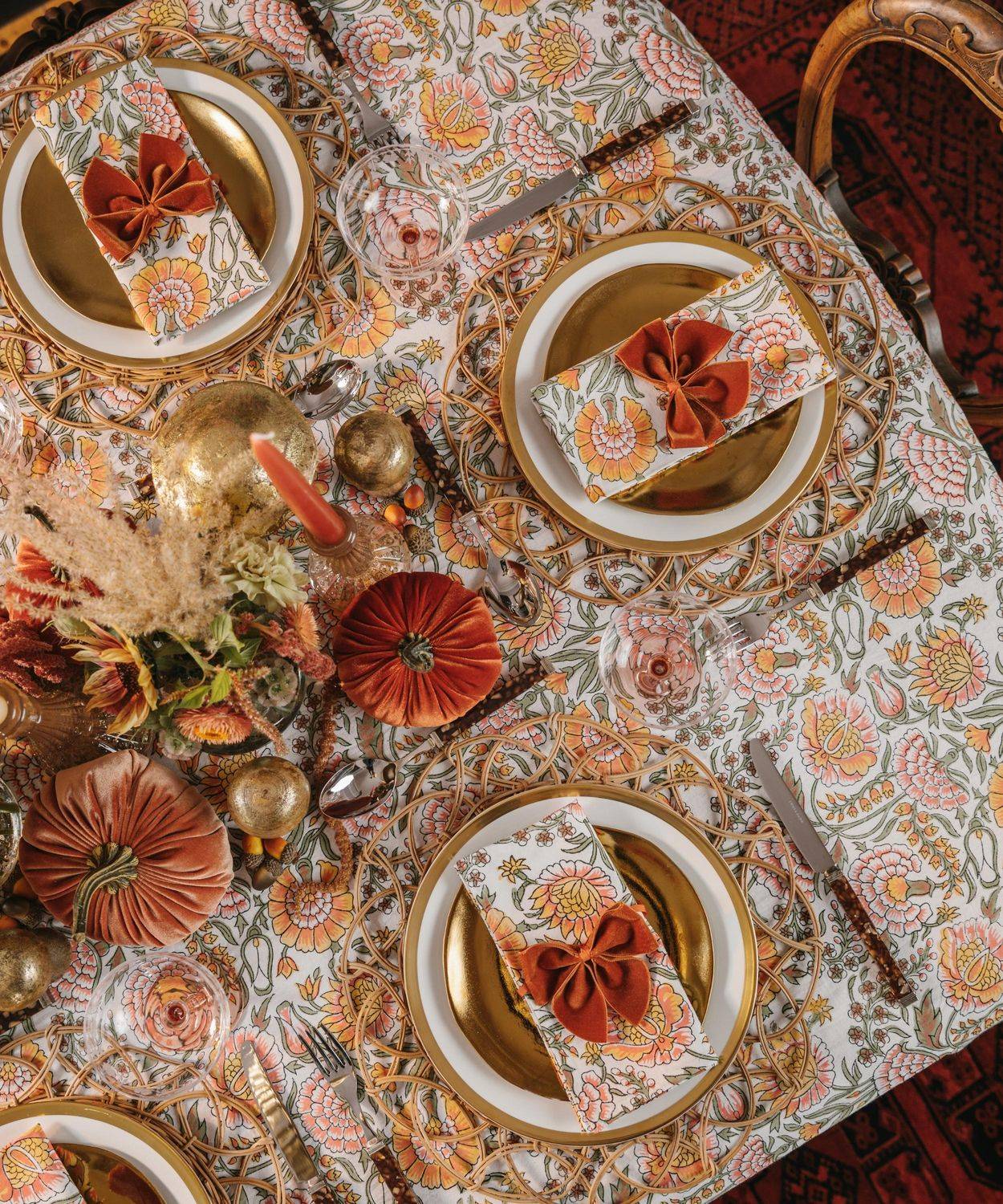 Faro - Tablecloth - Dahlia 180 x 360cm